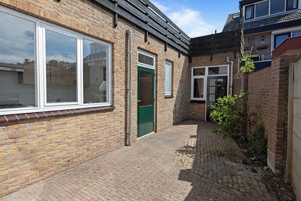 Medium property photo - De Ruijterstraat 2, 1782 RK Den Helder